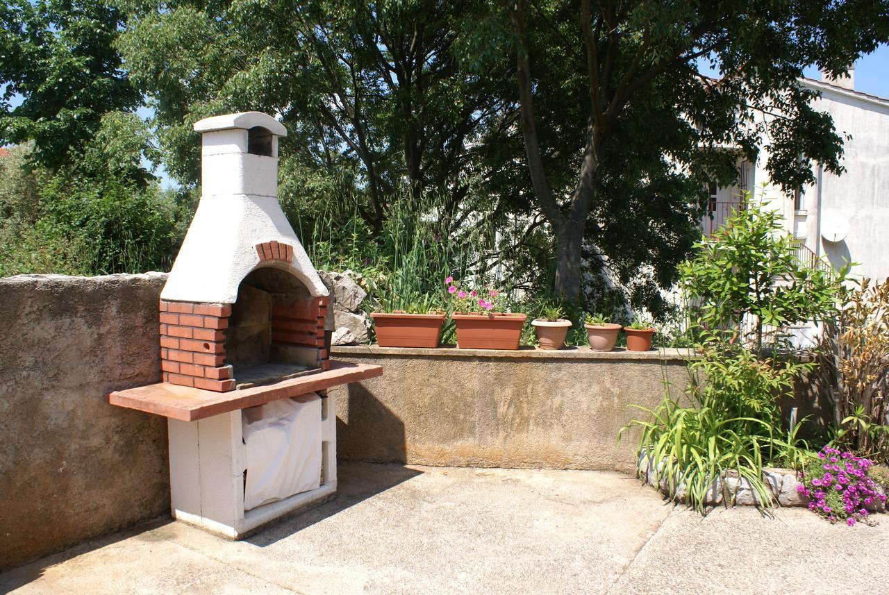 Apartments Nikola Veglia Exterior foto