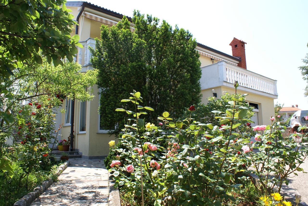 Apartments Nikola Veglia Exterior foto
